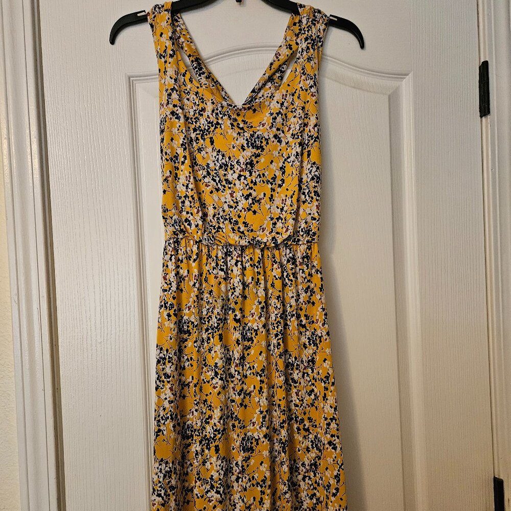 Kaileigh Yellow Floral Sleeveless Cross Back Summer Dress Size M
